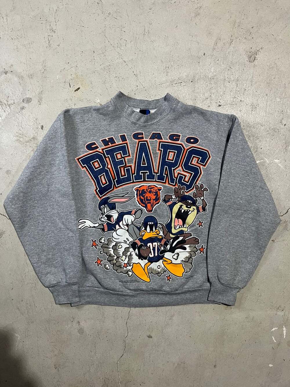 Sun Sportswear Chicago Bears Looney Tunes Vintage 1994 crewneck